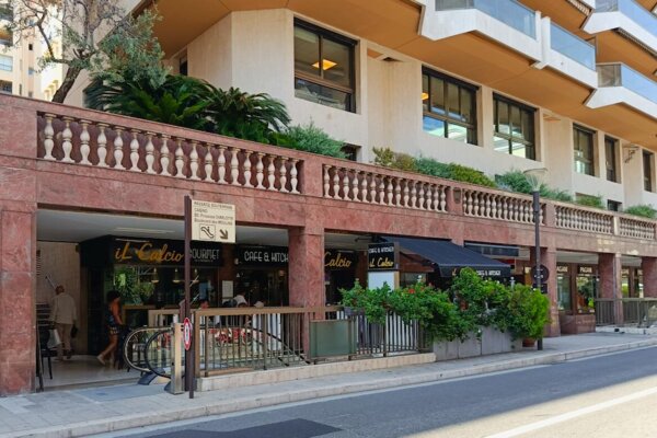 Le Régina - Boulevard des Moulins