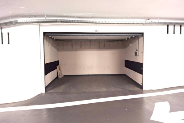 Le TROCADERO - Parkings des Moulins - Avenue de Grande-Bretagne