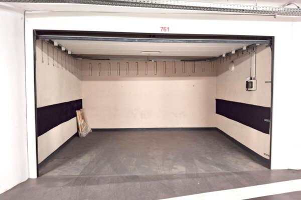 Le TROCADERO - Parkings des Moulins - Avenue de Grande-Bretagne