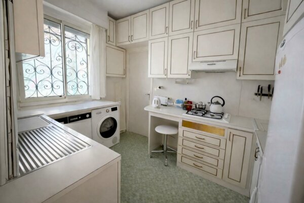 Le Rose de France - Boulevard de Suisse