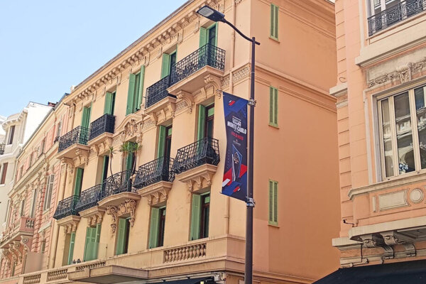L'Ambassador - Boulevard des Moulins