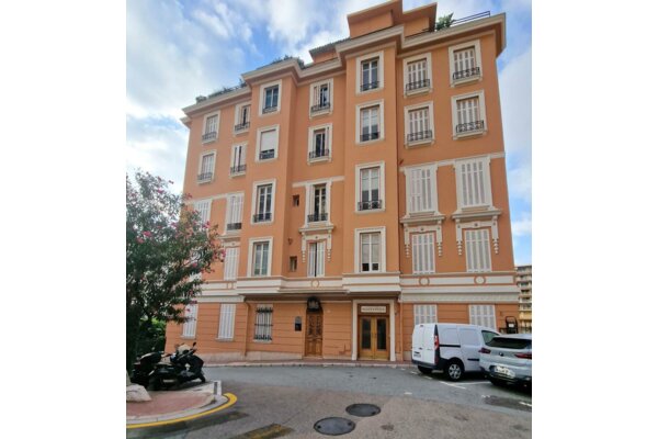 UNDER OFFER - Villa Socrate - Avenue de la Costa