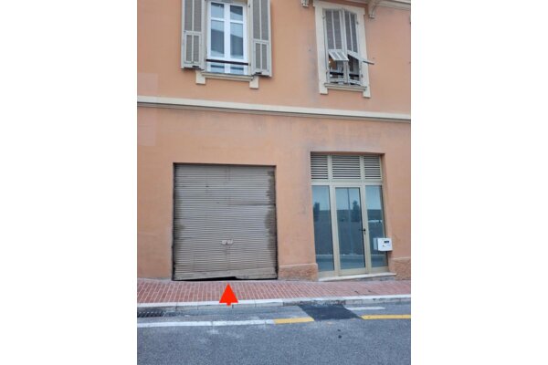 Parcheggio - Rue Plati