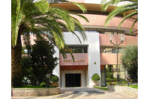 Patio Palace - Residence with concierge and parking - Exotic garden